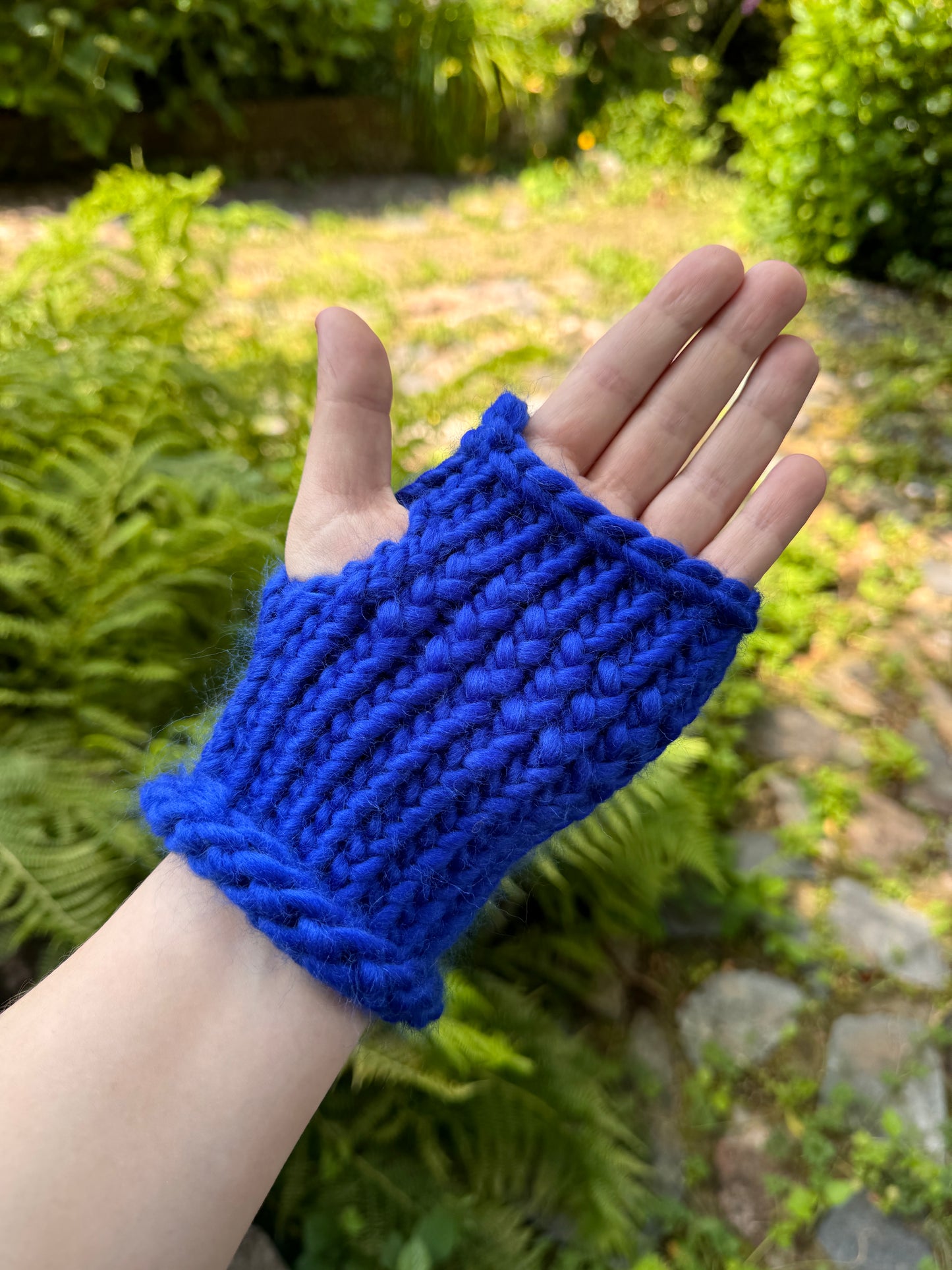 Royal Blue fingerless gloves in 100% merino wool