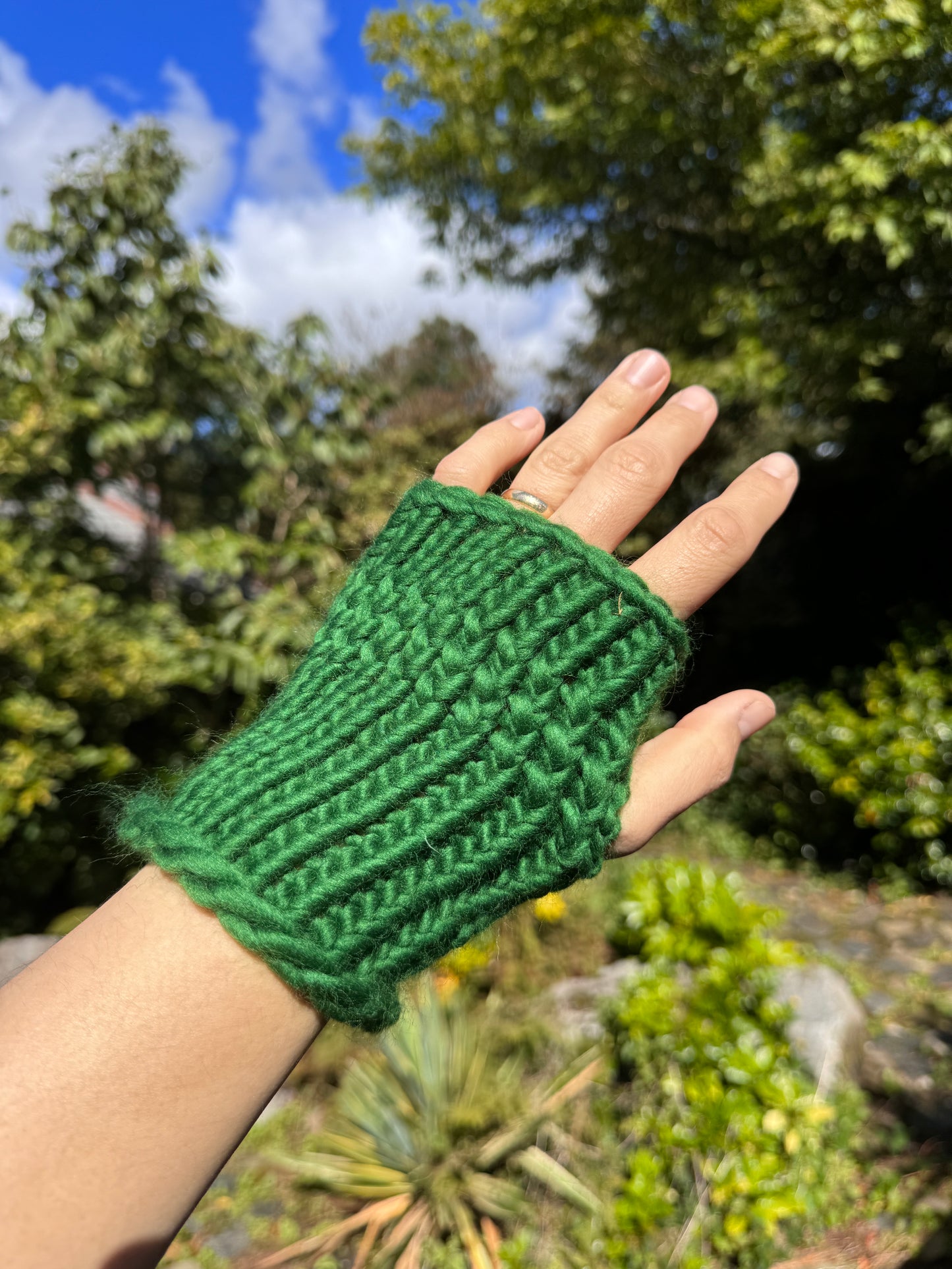 Pine green fingerless gloves in 100% merino wool
