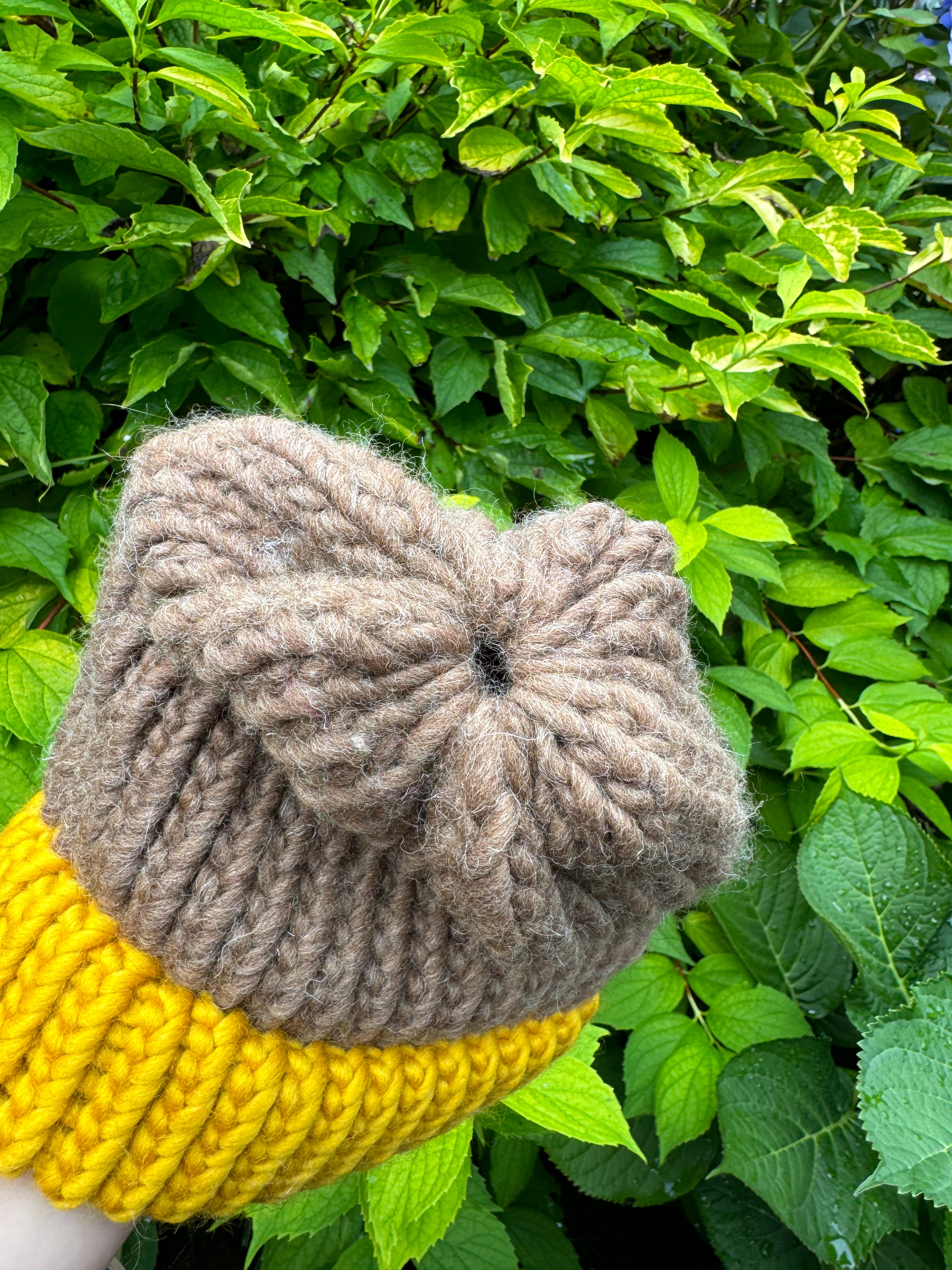 Knitted beanie hat - Mustard and Brown - Toddler SECONDS