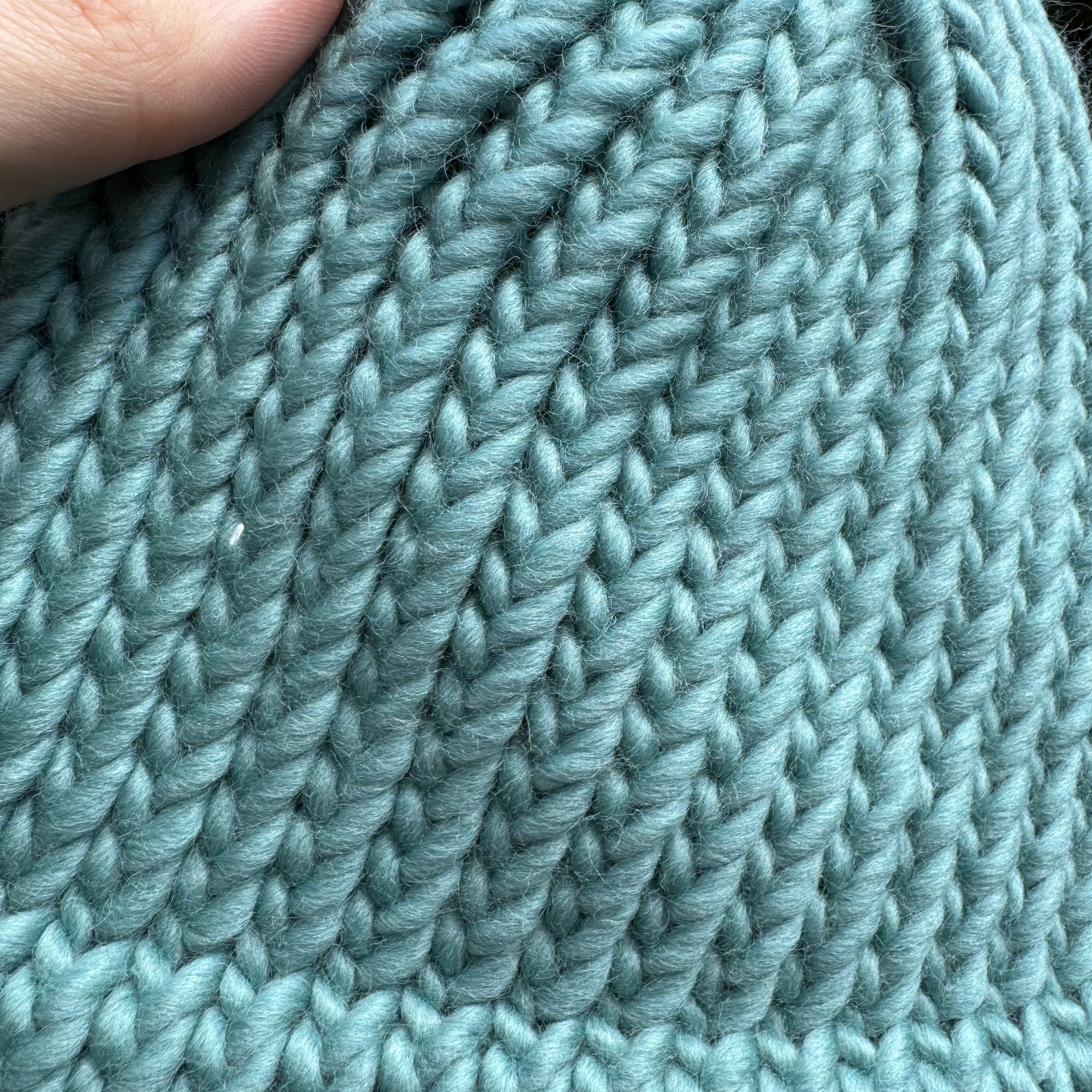 Duck egg blue knit hat - Adult