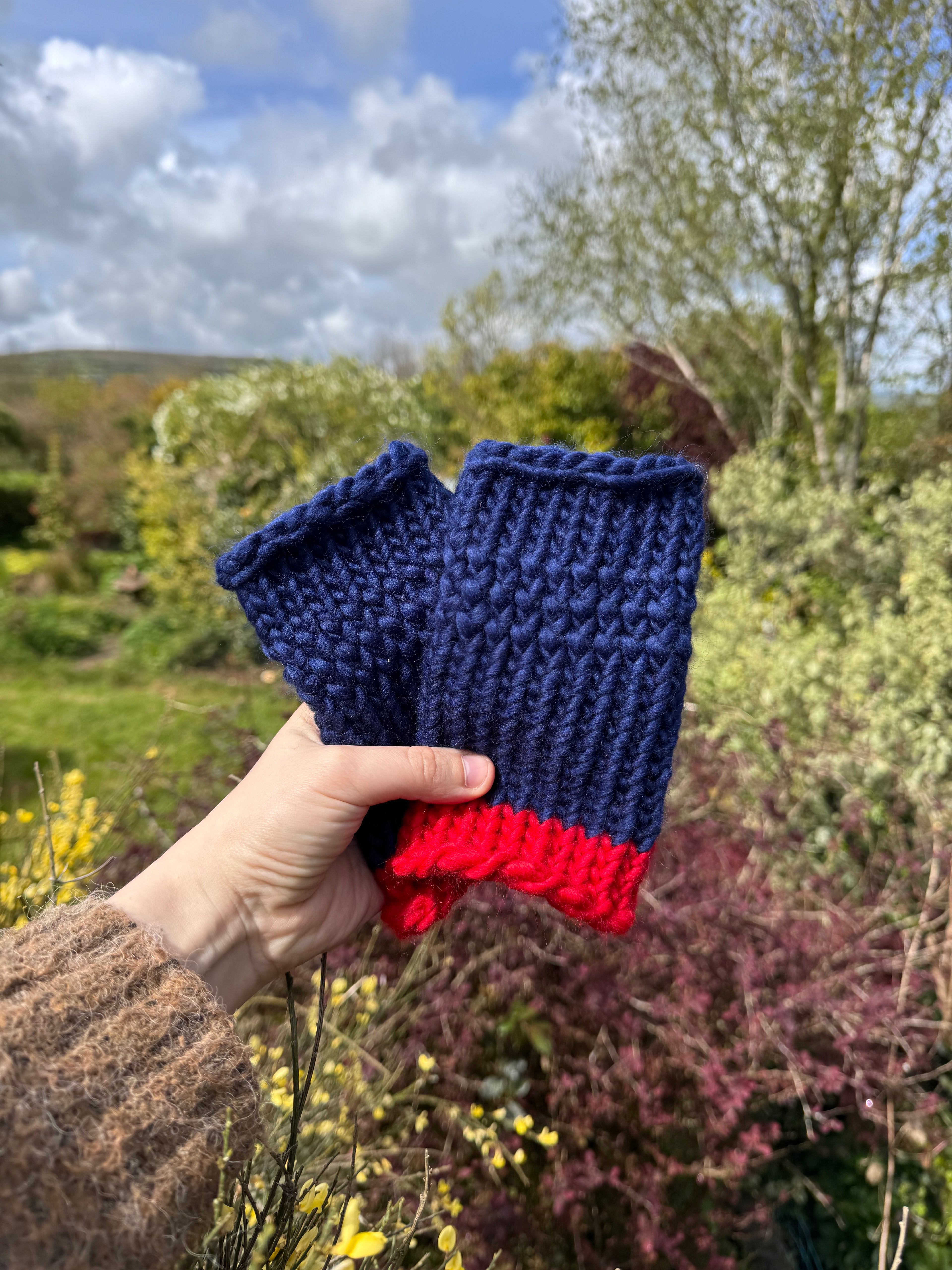 Adult - Knitted Fingerless Gloves in Navy and Red
