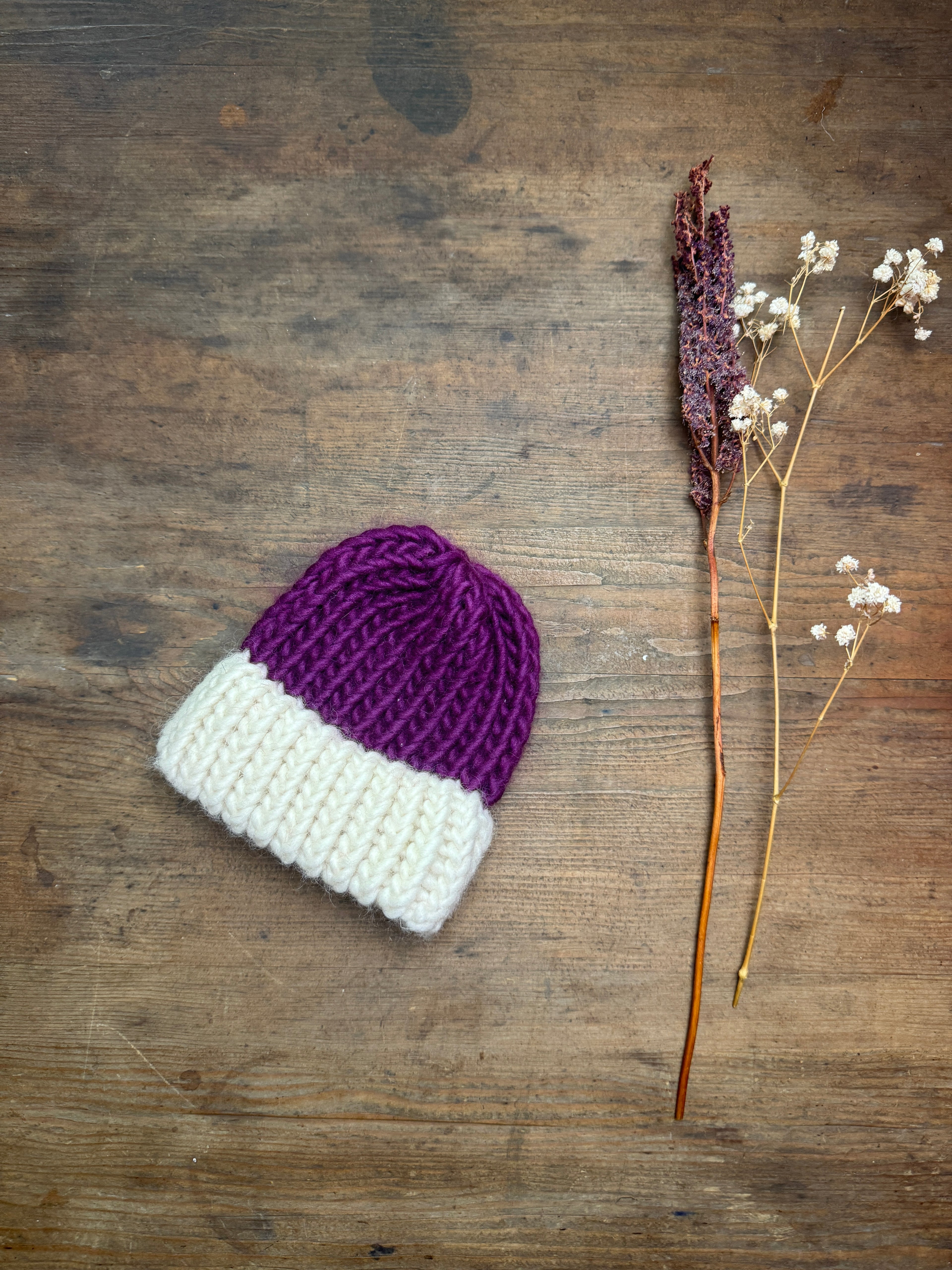 0-3 Months Knitted Hat - Discontinued Colour