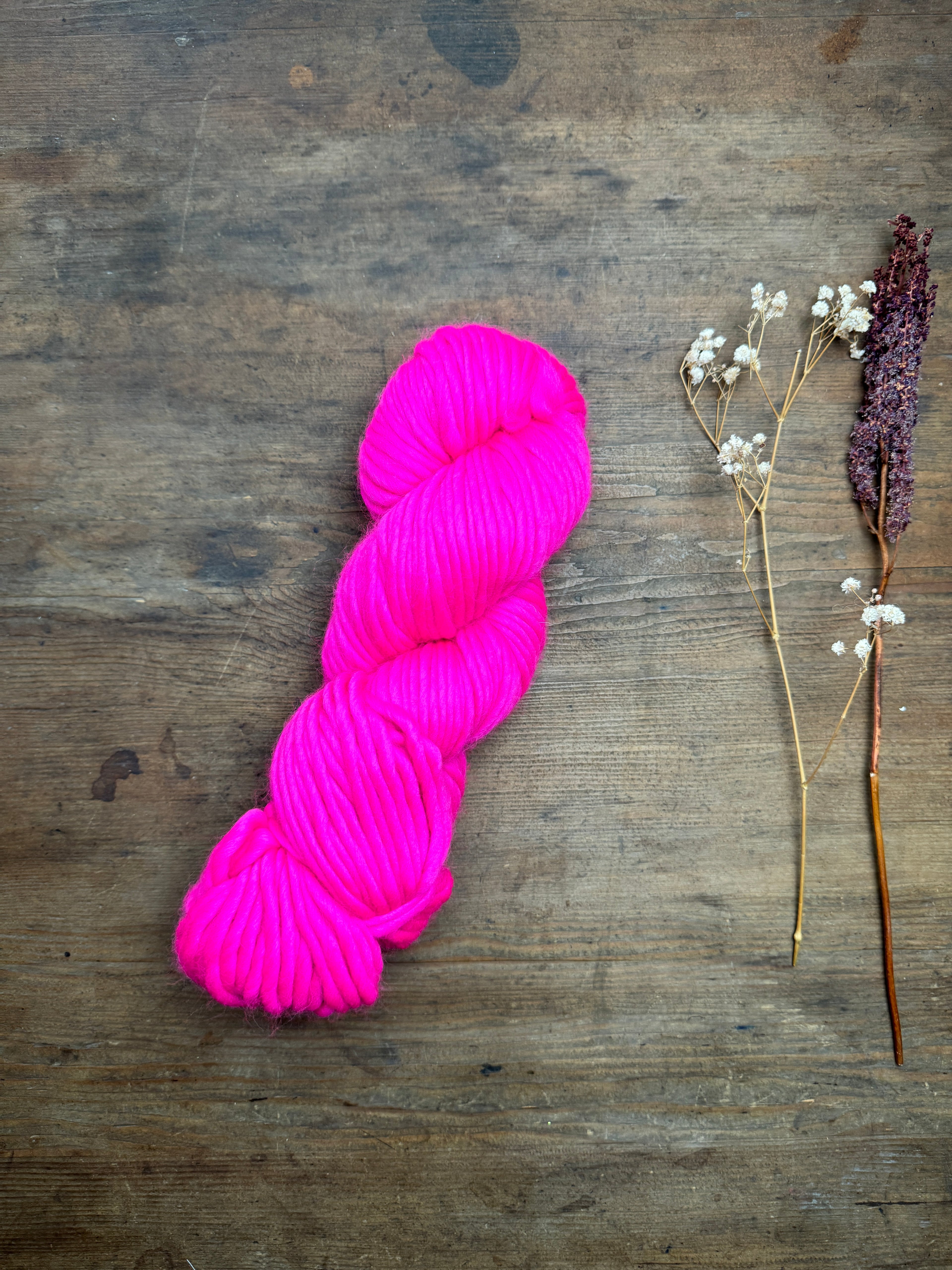 Merino Wool Yarn: Bright Pink - 200g