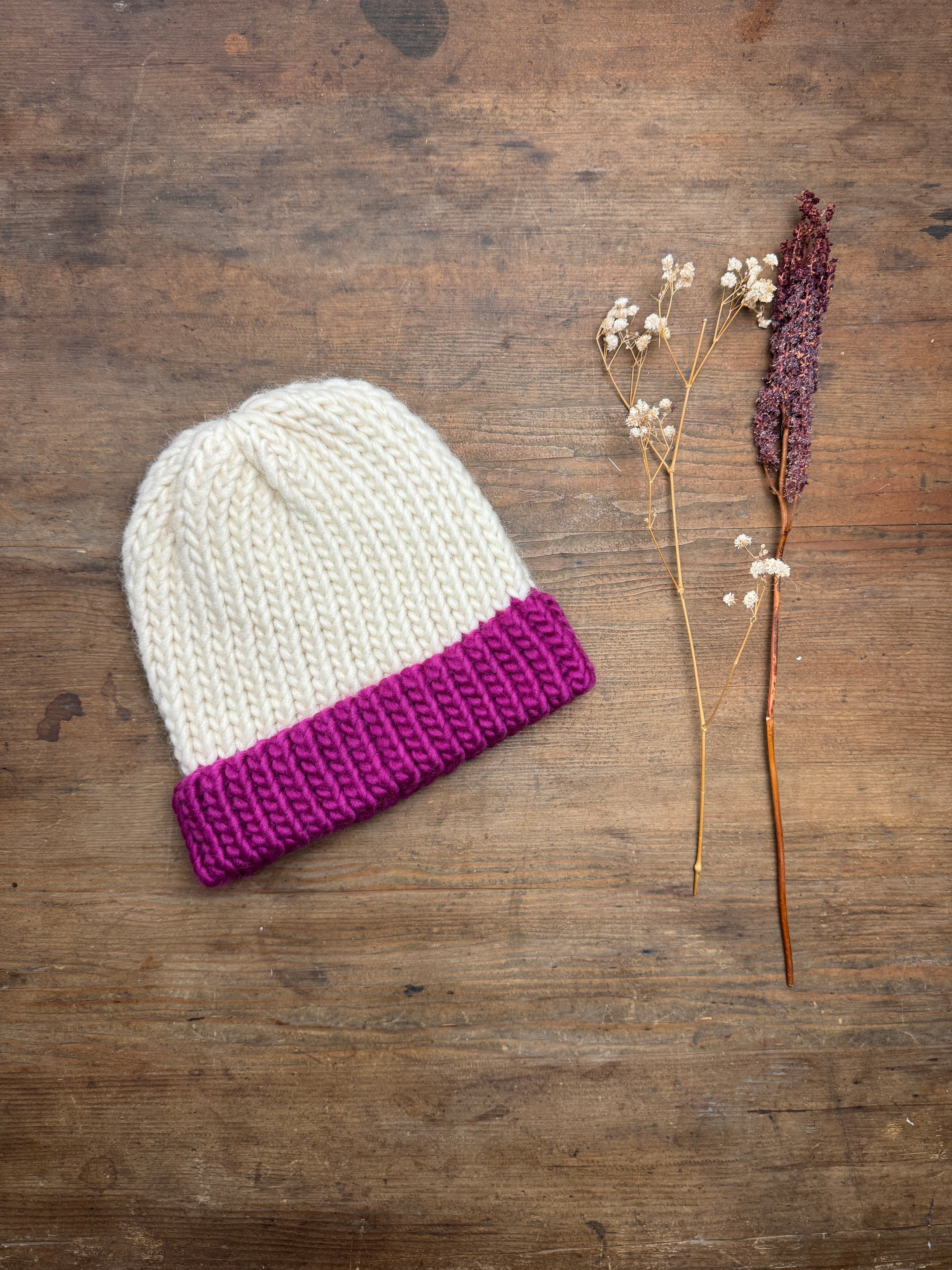 Child hat - Cream hat with purple brim - Discontinued Colour