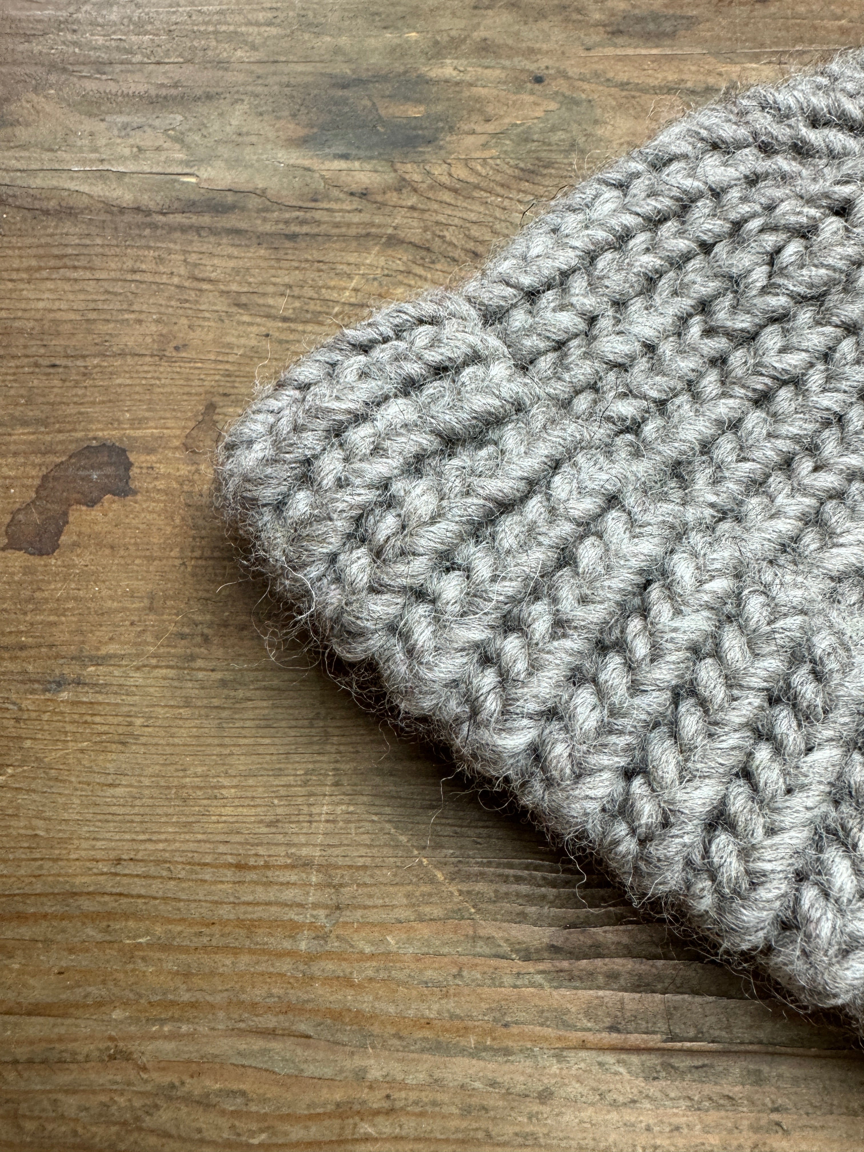 6-12 Months - Hand knitted hat in 100% British Shetland Wool