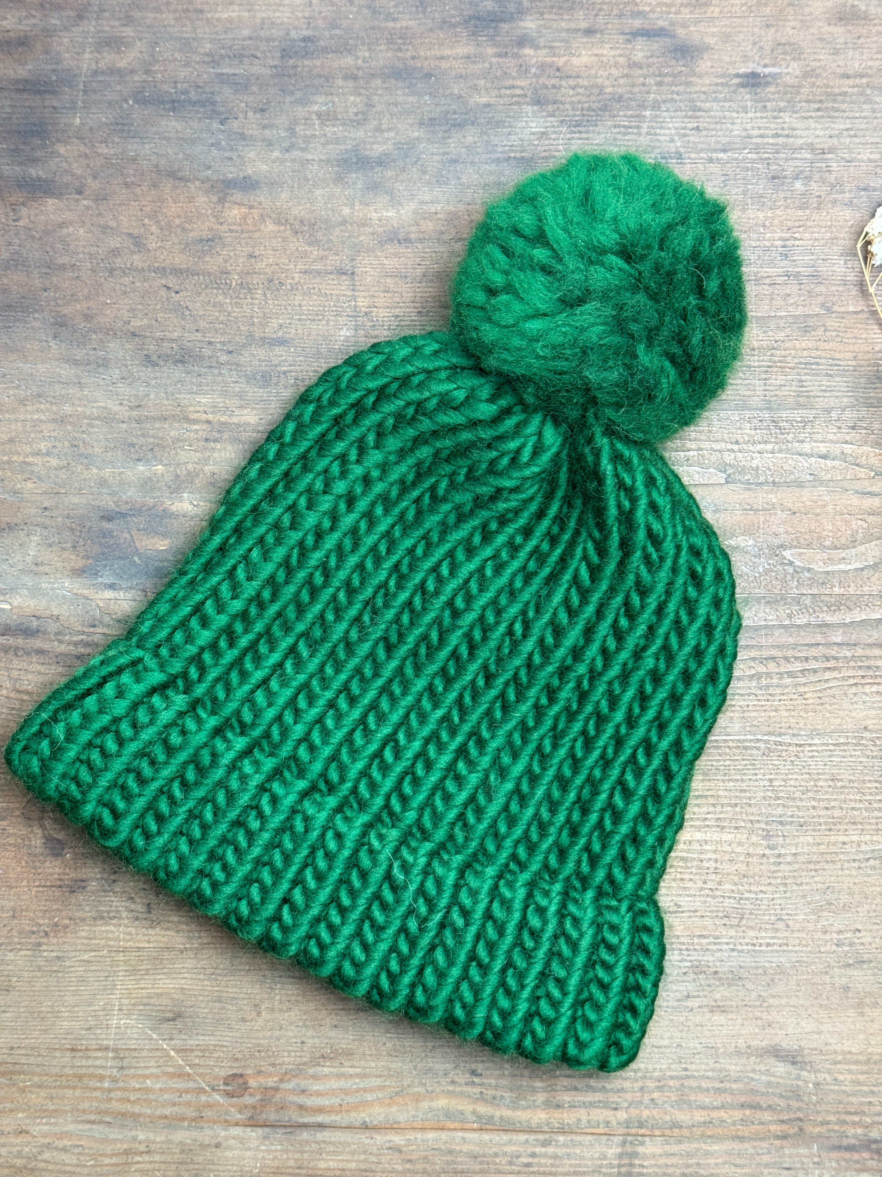 Adult knitted hat with pom pom - Pine Green - Seconds