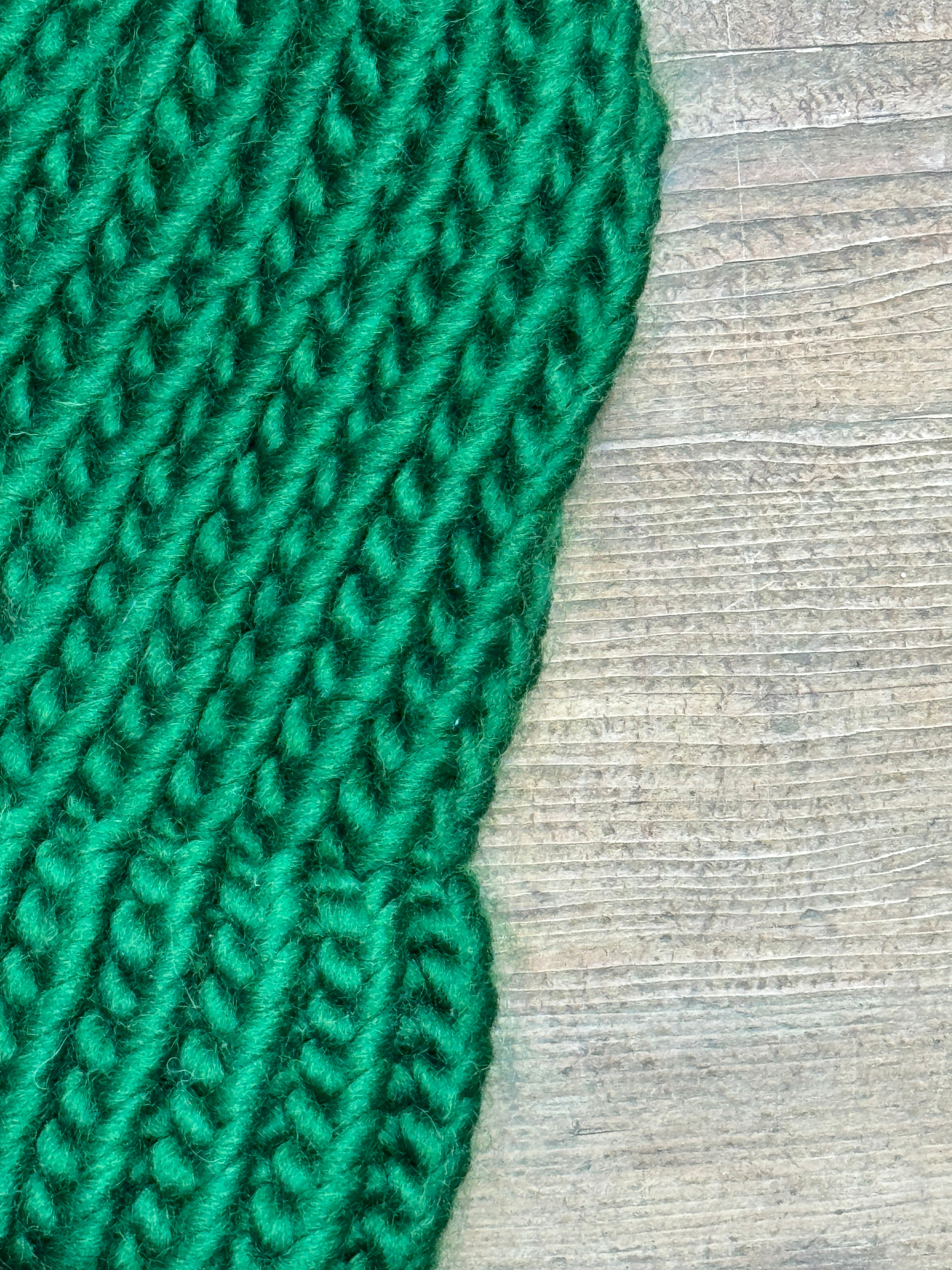 Adult knitted hat with pom pom - Pine Green - Seconds