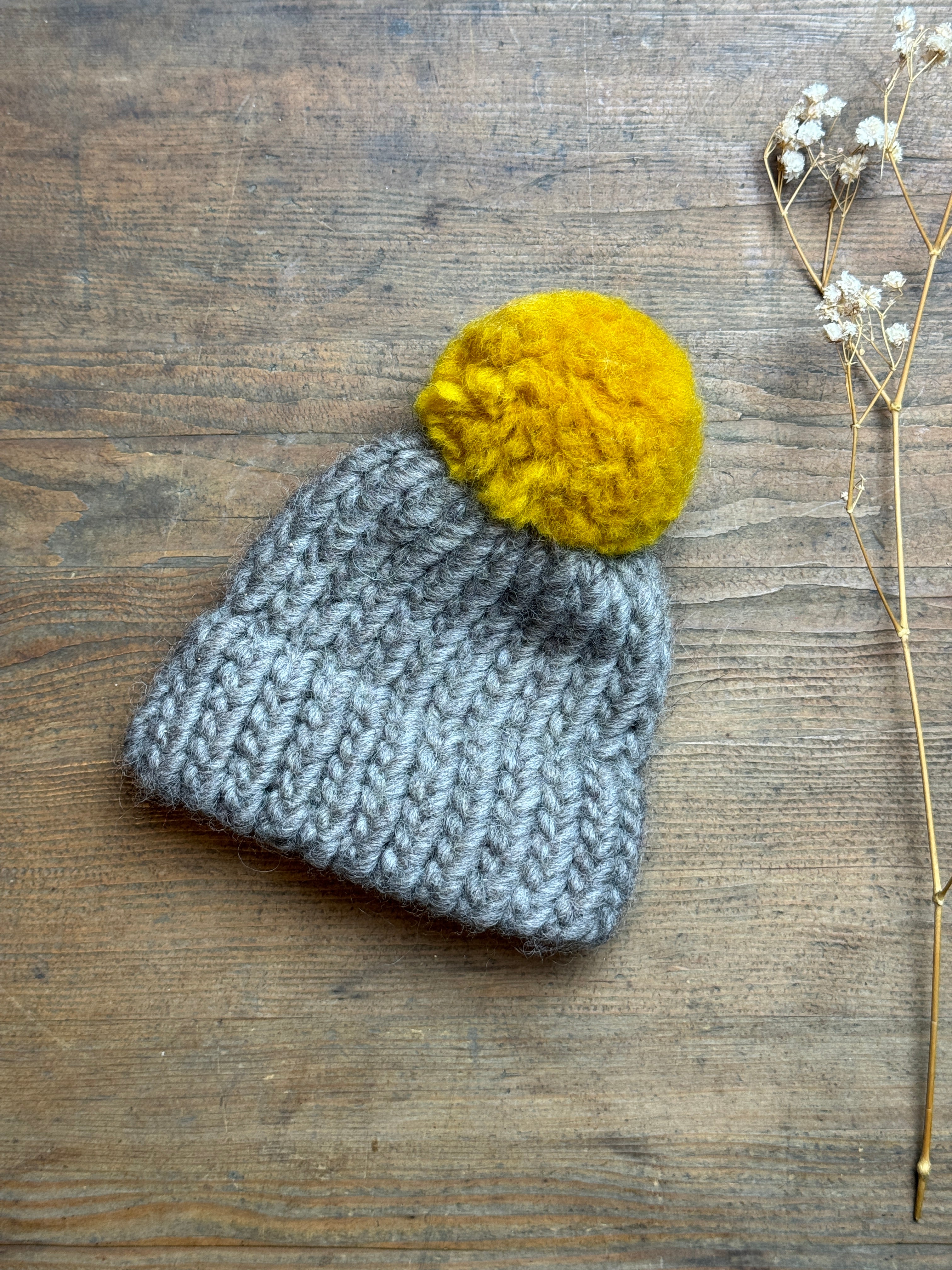 Tiny knitted hat made from 100% wool - Tiny baby, Soft Toy, Doll