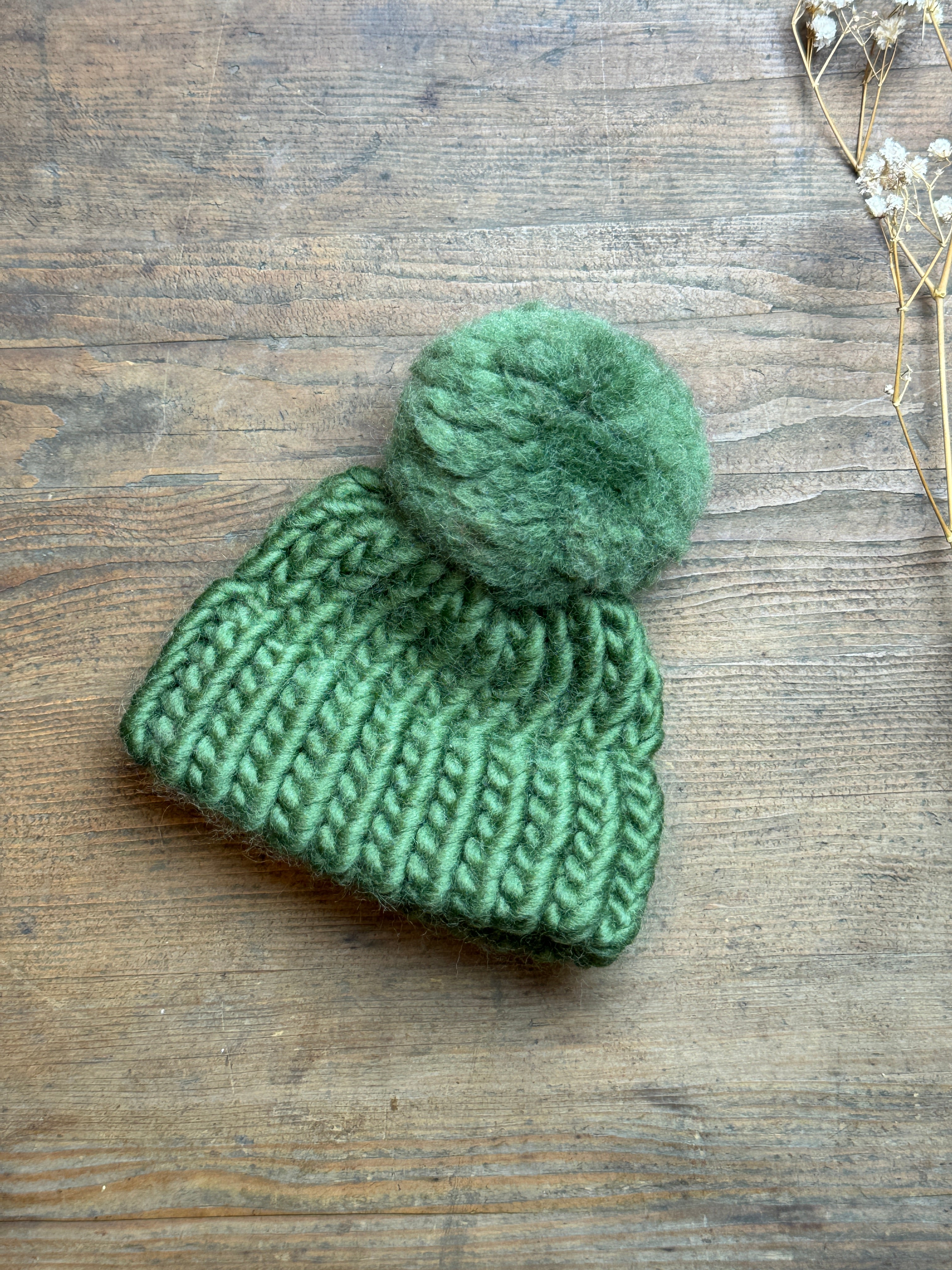 Tiny knitted hat made from 100% wool - Tiny baby, Soft Toy, Doll - Olive