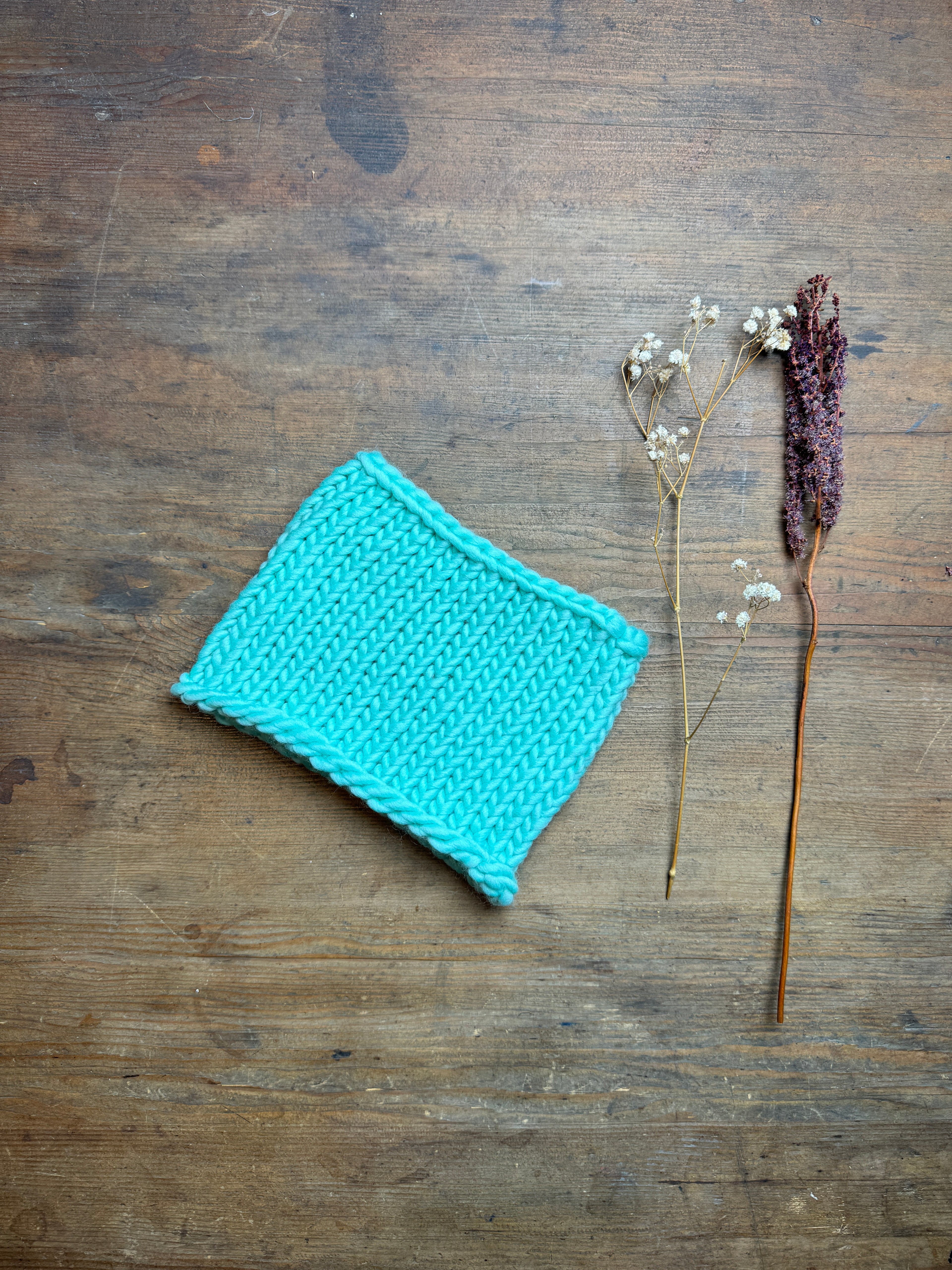 Knitted Neck Warmer Tube Scarf: Neck Gaiter  - 100% Merino Wool - Mint