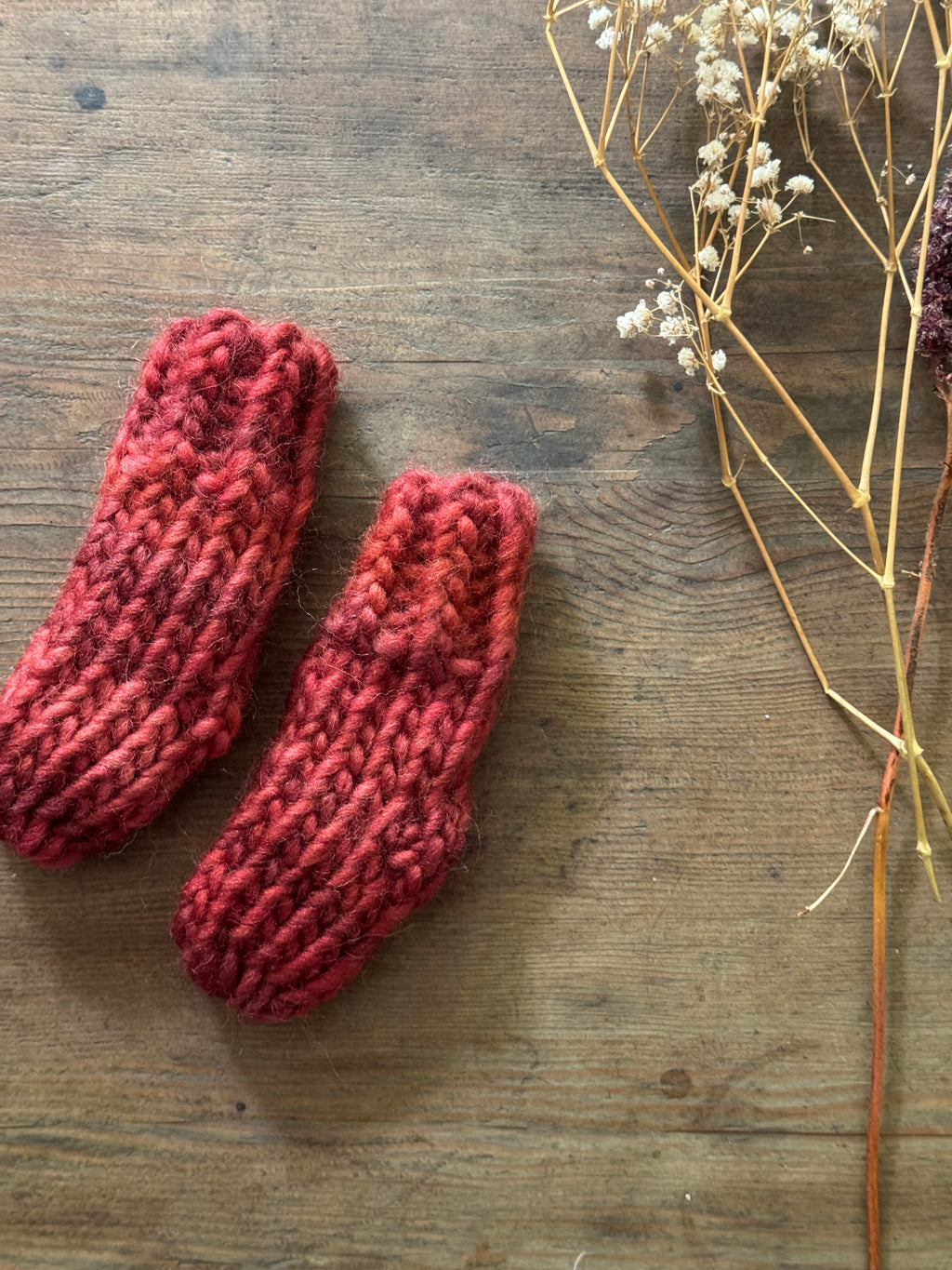 Newborn knitted in red - 100% wool