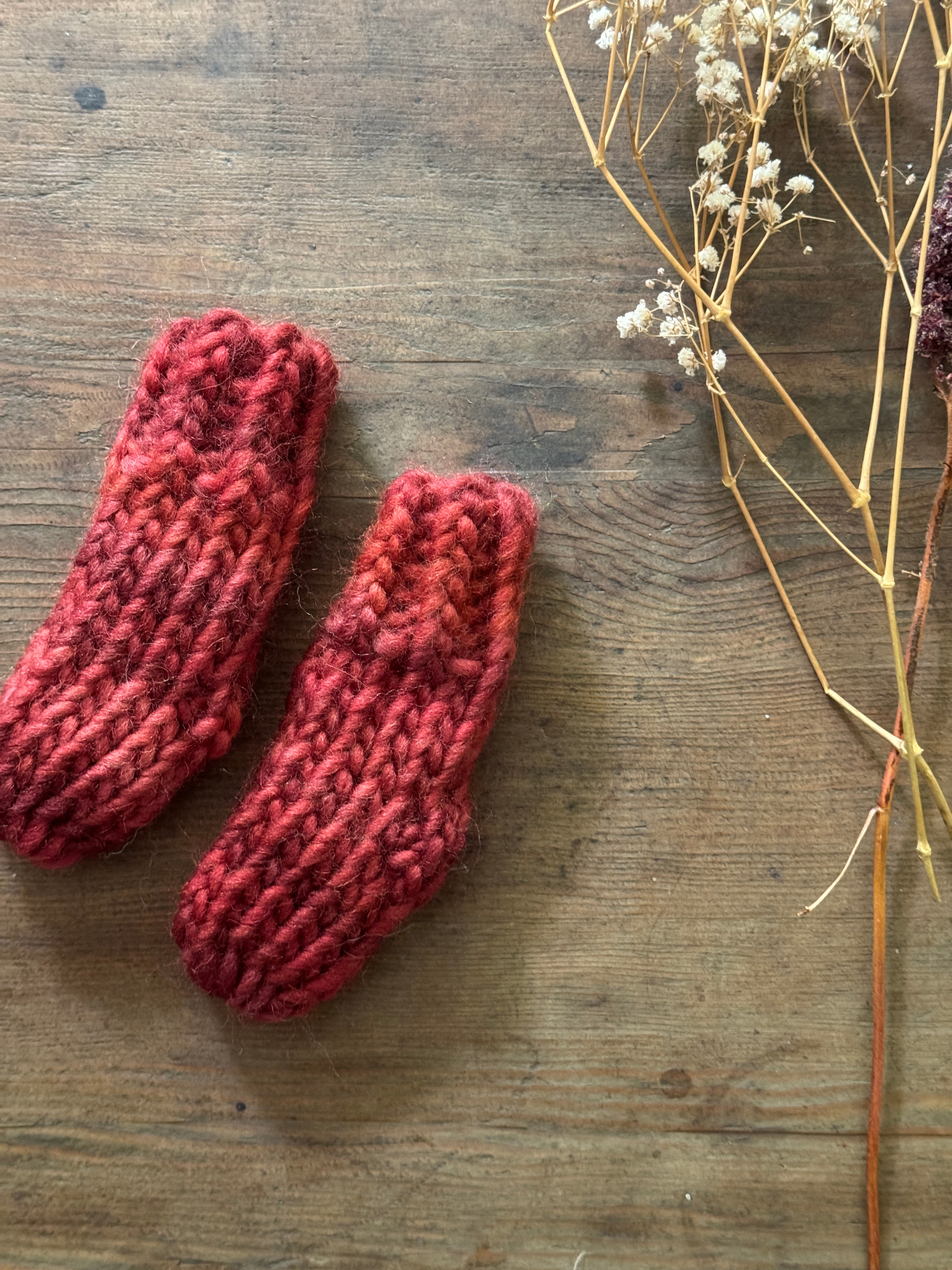 Newborn knitted in red - 100% wool