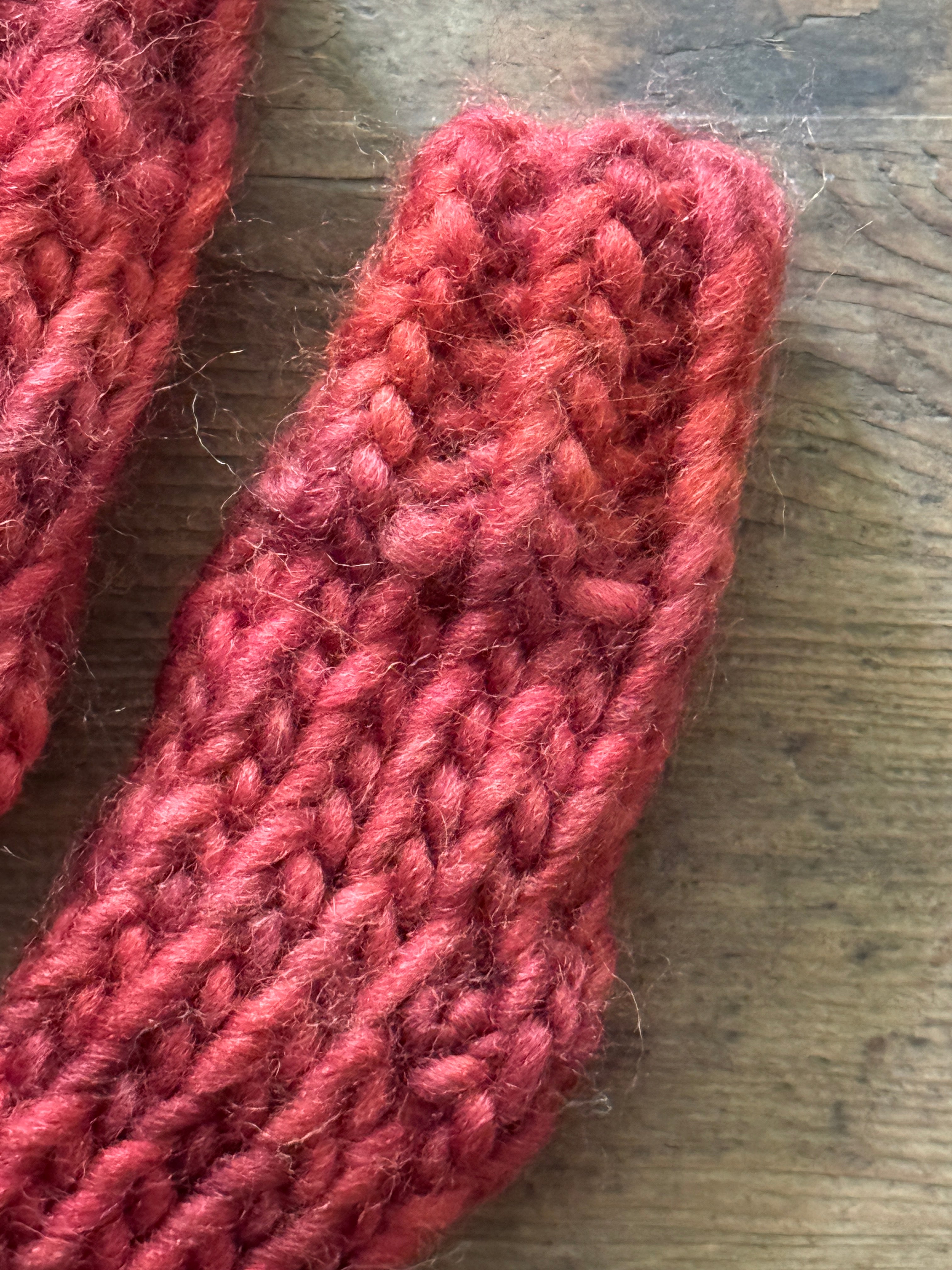 Newborn knitted in red - 100% wool